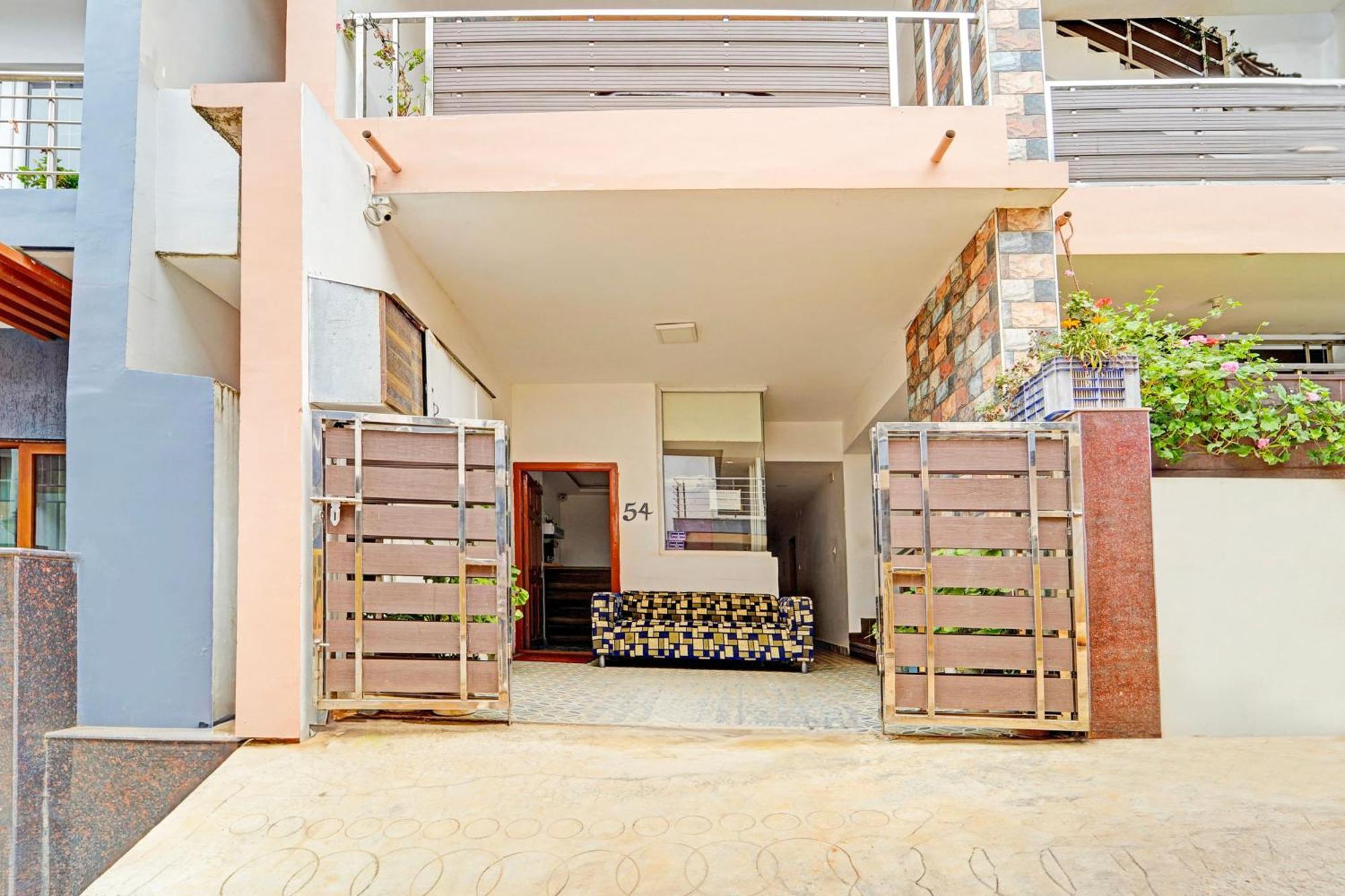 Hotel O Vijaynagar Road Formerly Anmol Peace Stay Ooty Exteriör bild