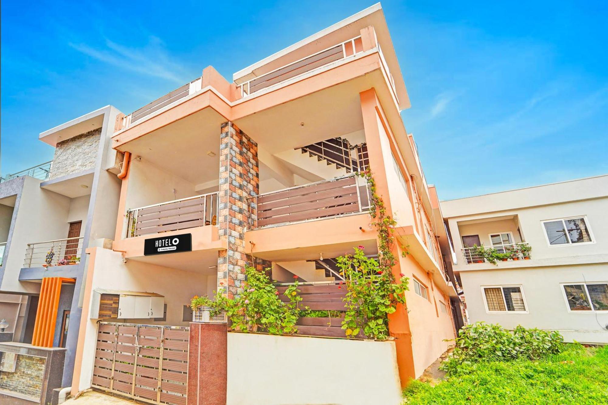 Hotel O Vijaynagar Road Formerly Anmol Peace Stay Ooty Exteriör bild