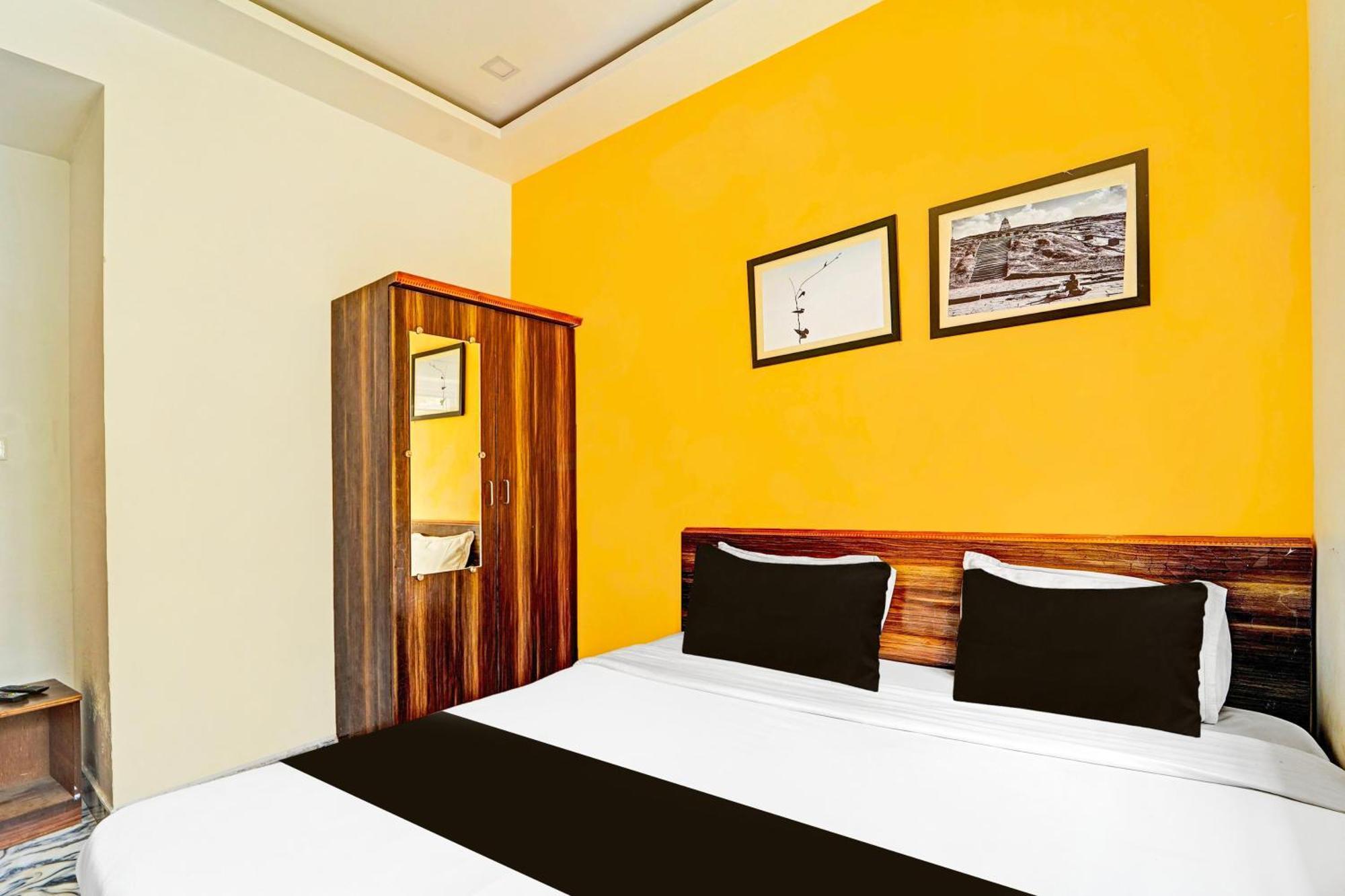 Hotel O Vijaynagar Road Formerly Anmol Peace Stay Ooty Exteriör bild