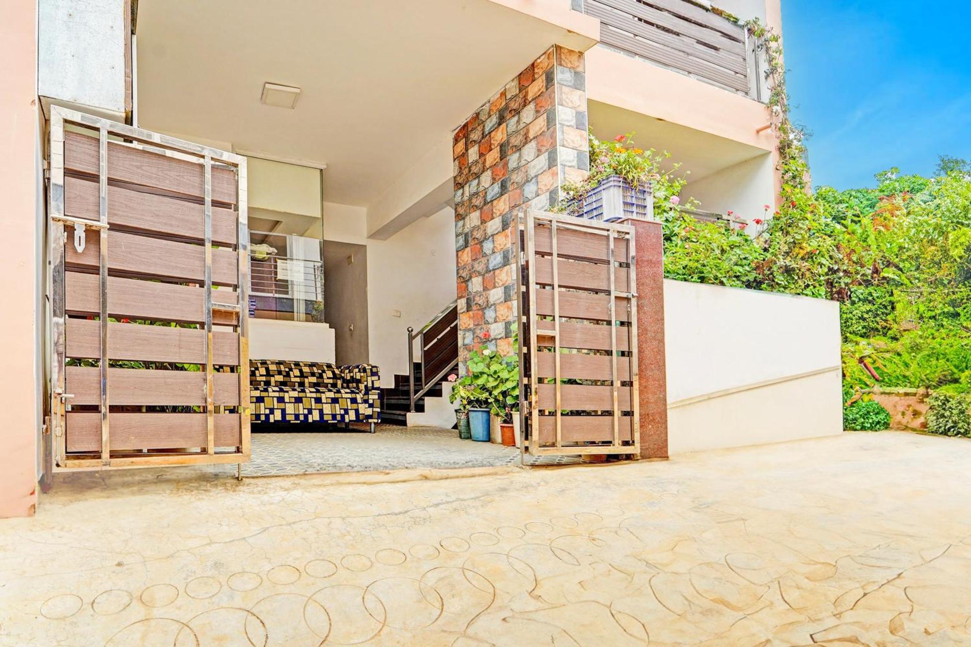 Hotel O Vijaynagar Road Formerly Anmol Peace Stay Ooty Exteriör bild