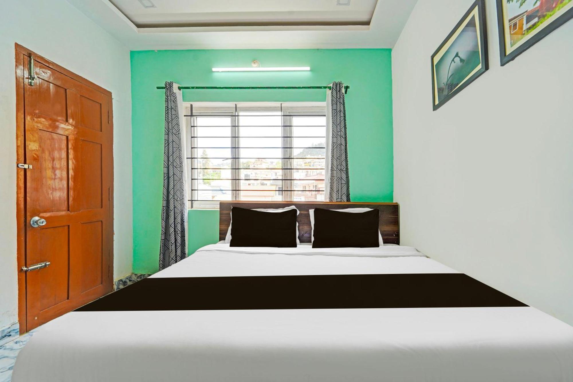 Hotel O Vijaynagar Road Formerly Anmol Peace Stay Ooty Exteriör bild