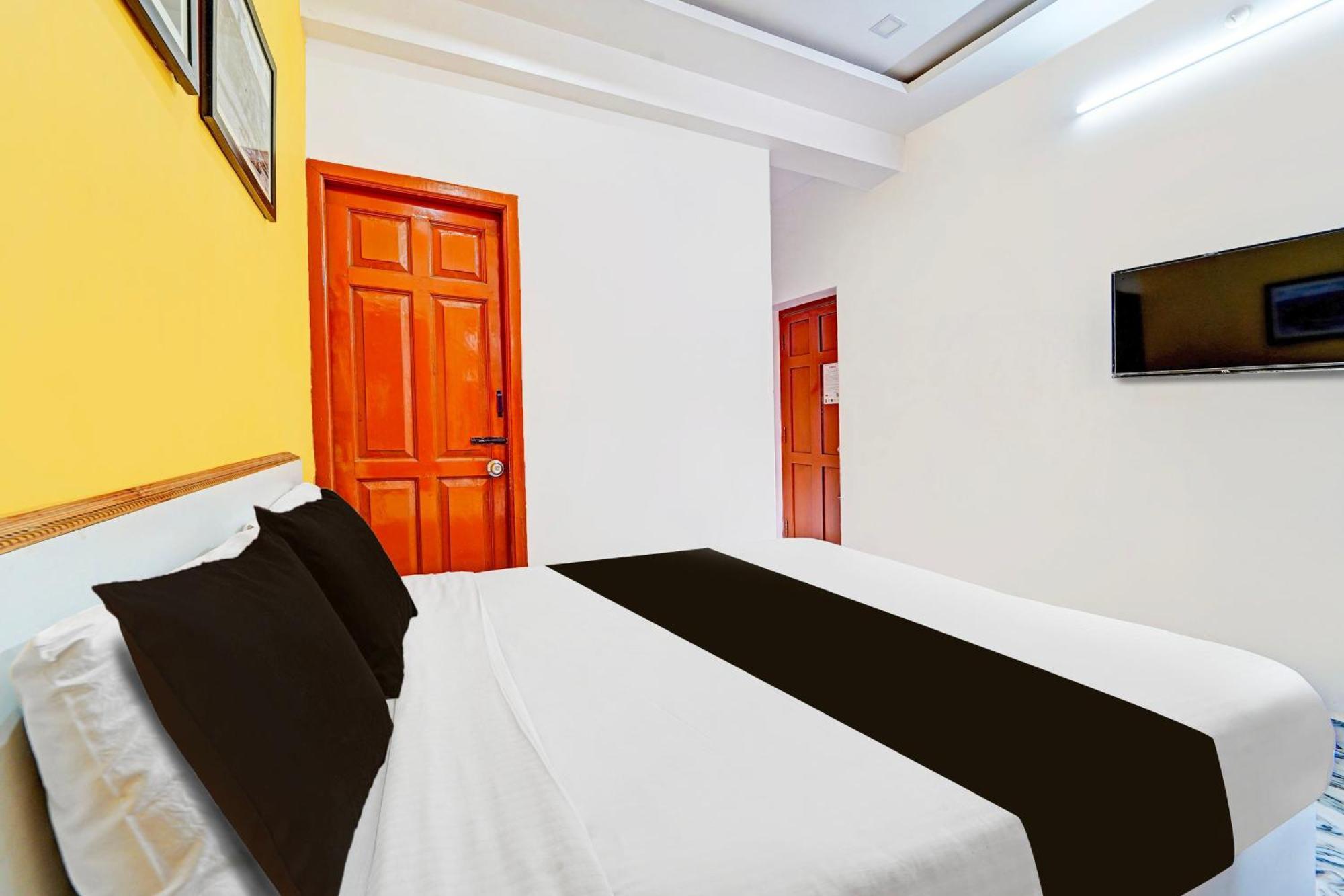 Hotel O Vijaynagar Road Formerly Anmol Peace Stay Ooty Exteriör bild